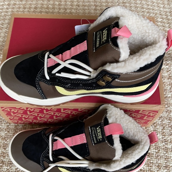 Vans Ultrarange Exo Hi Mte Canteen/Marshmallow WMN - Picture 4 of 16